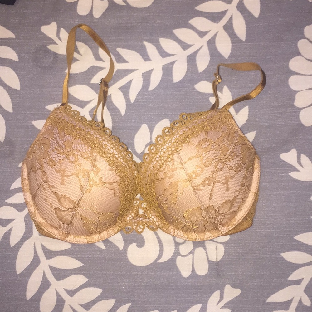 ❗️NWOT VICTORIAS SECRET Very Sexy Push-Up Bra❗️